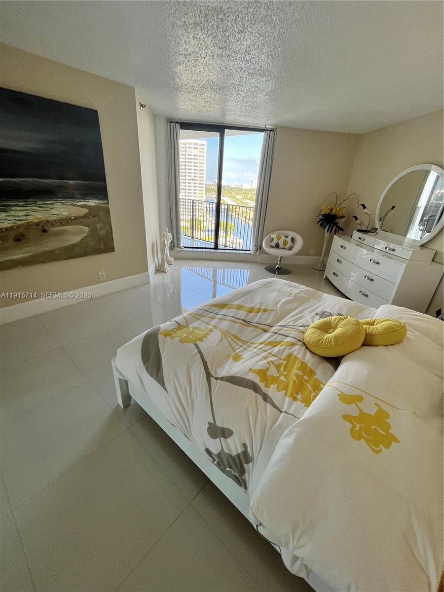 ANCHOR BAY CLUB CONDO - Residential