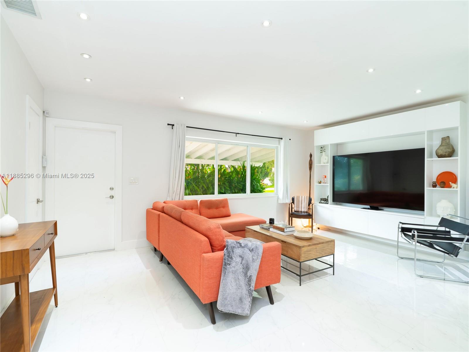 HILLSIDE - Residential Lease