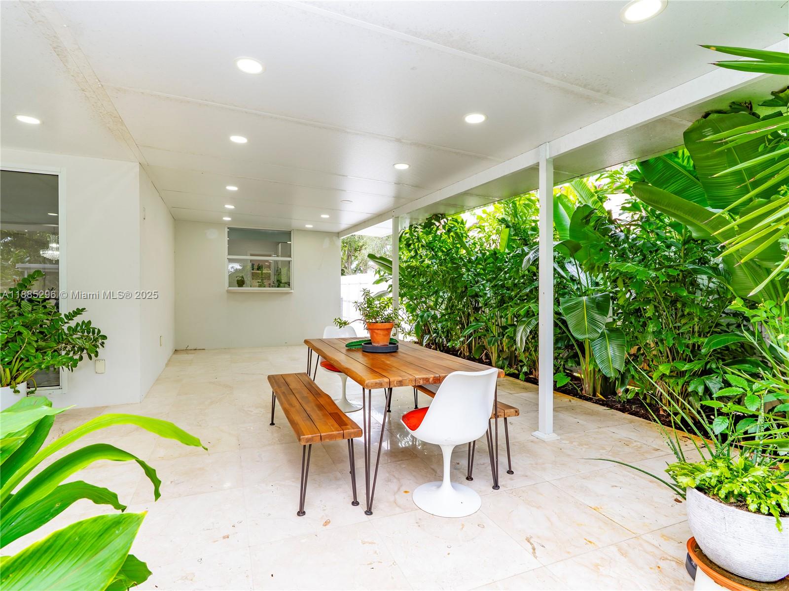 HILLSIDE - Residential Lease