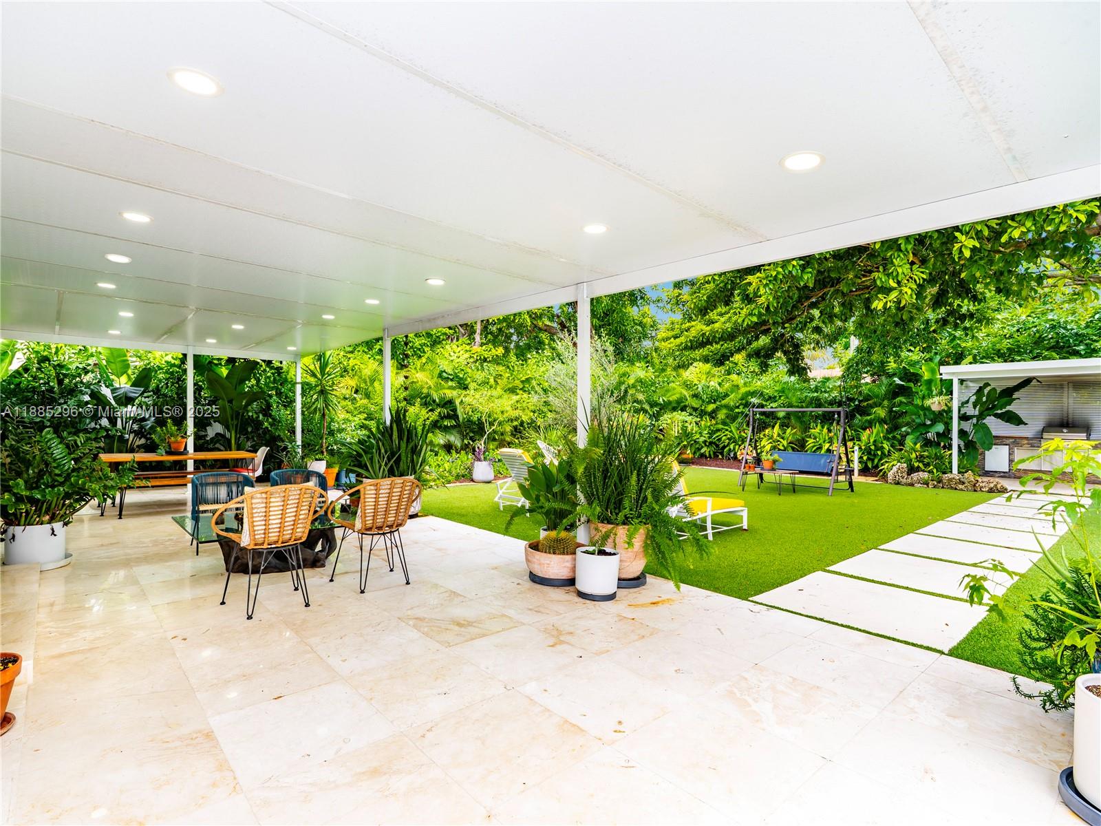HILLSIDE - Residential Lease