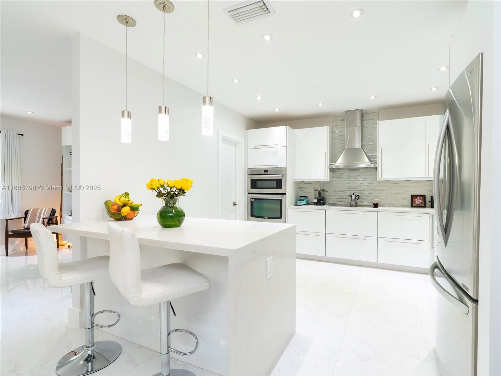 HILLSIDE - Residential Lease