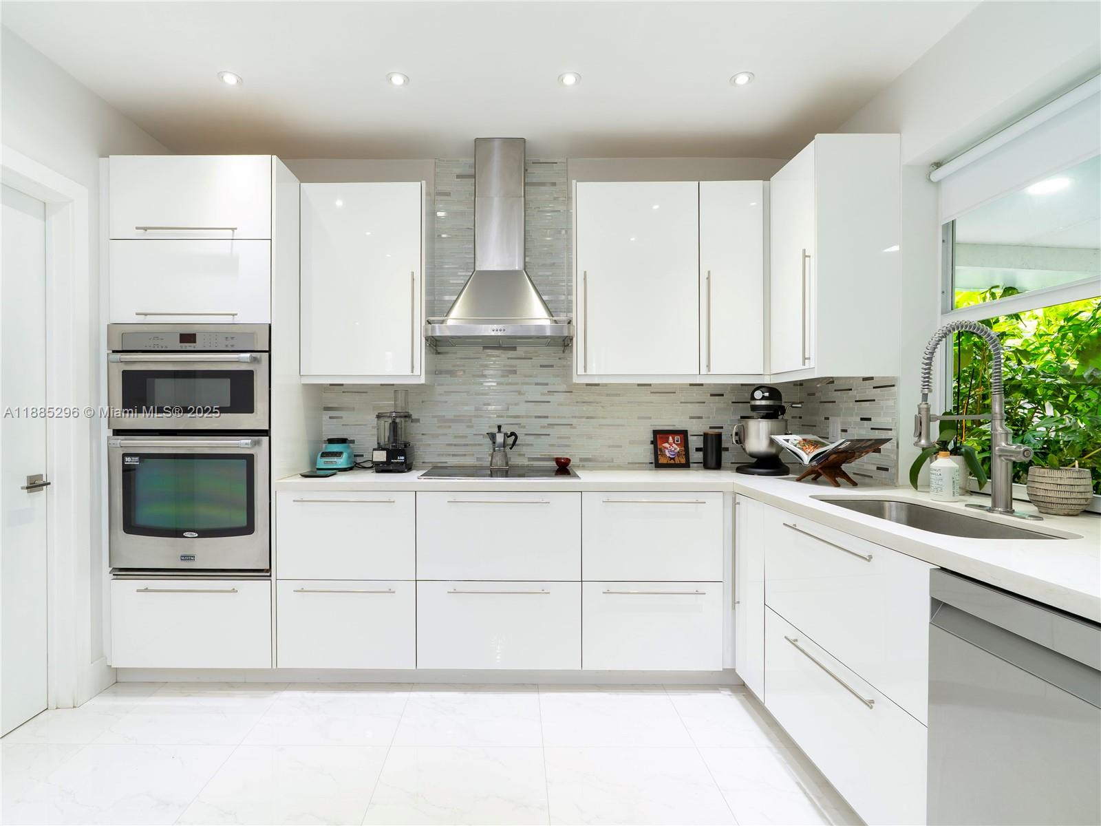 HILLSIDE - Residential Lease