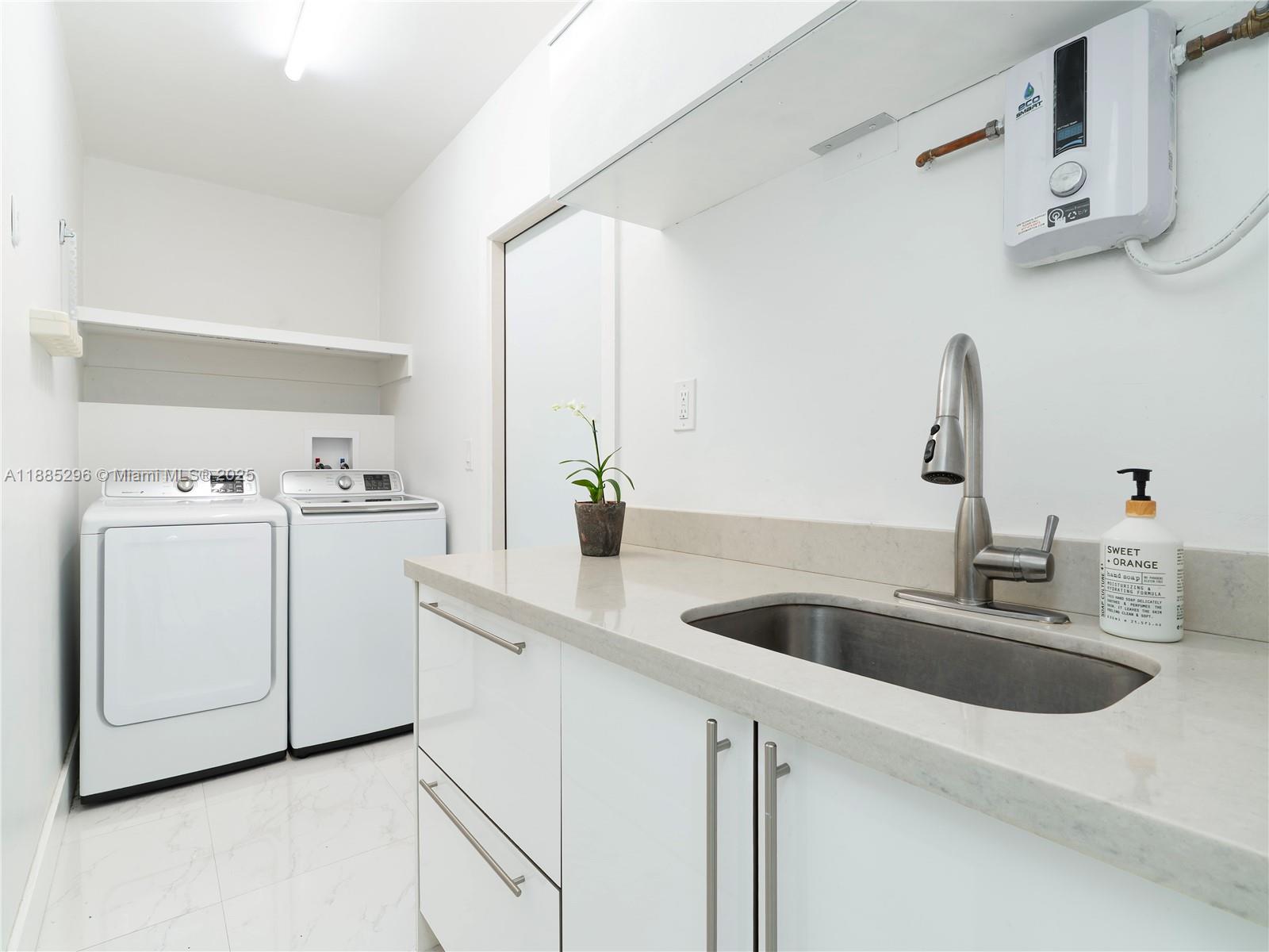 HILLSIDE - Residential Lease