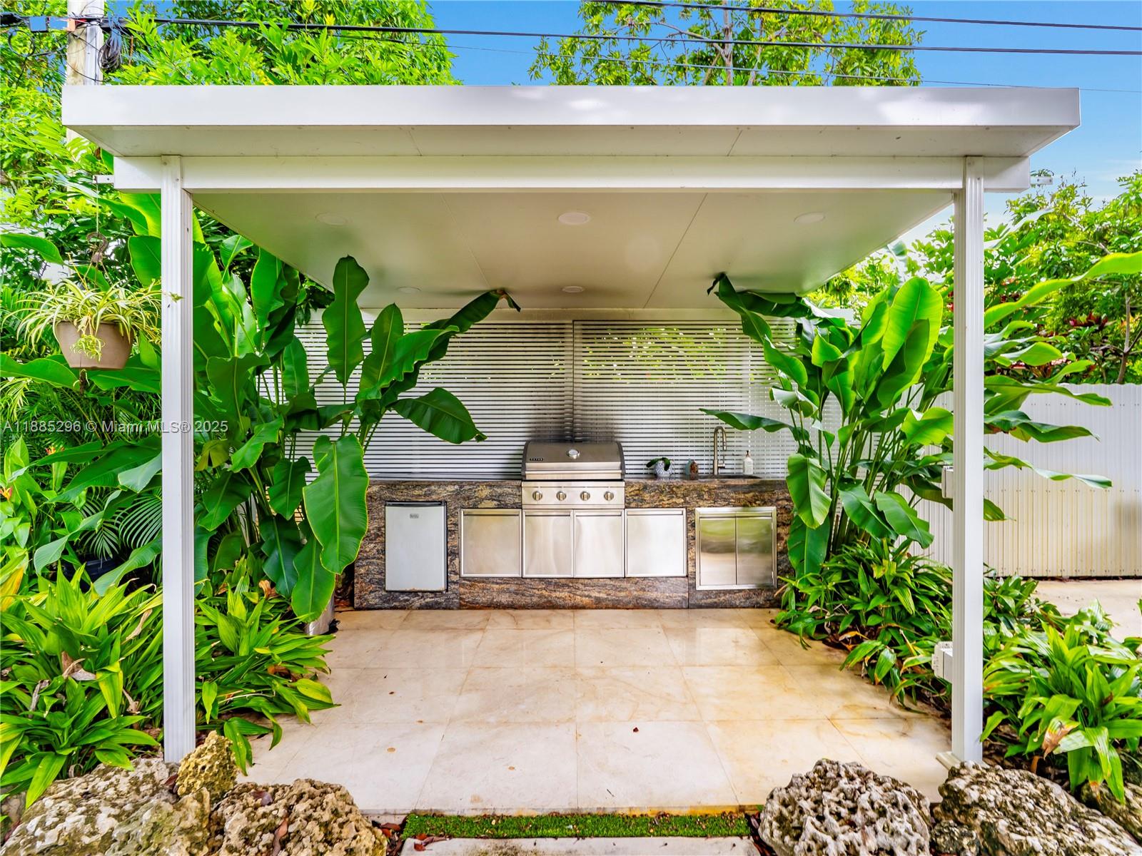 HILLSIDE - Residential Lease