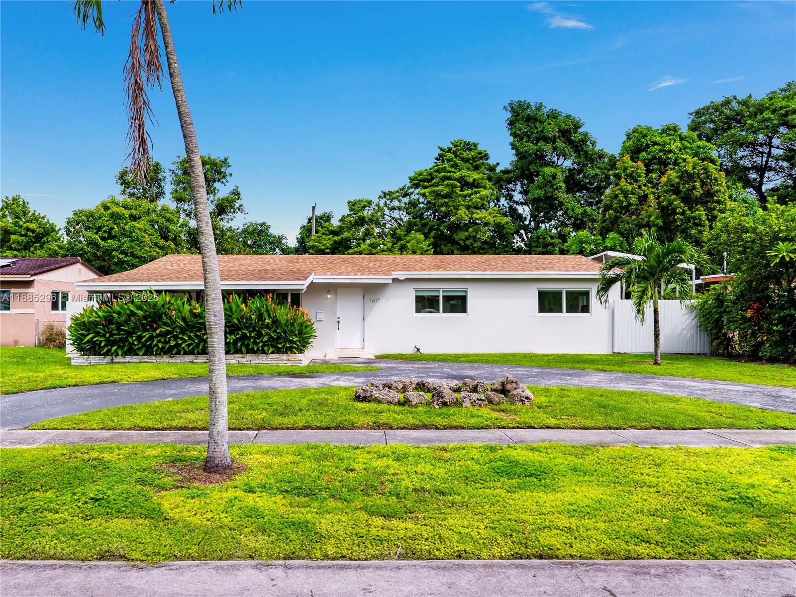 HILLSIDE - Residential Lease