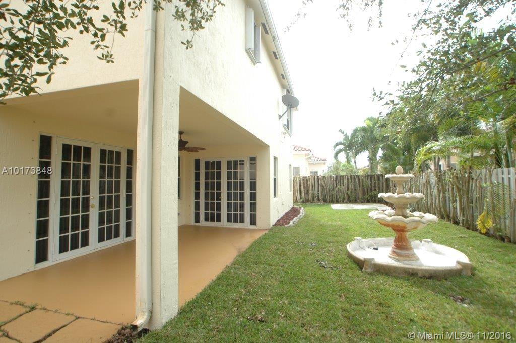 Nautica 164-36 B - Residential