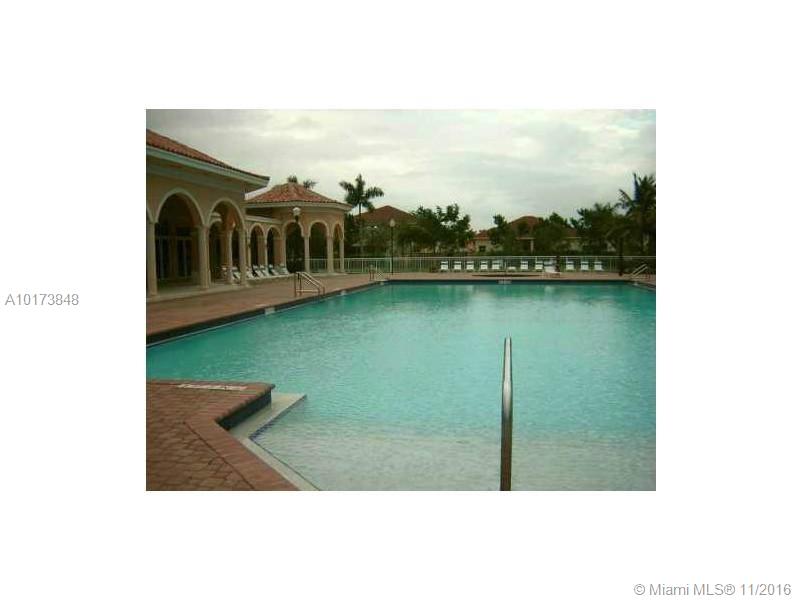 Nautica 164-36 B - Residential