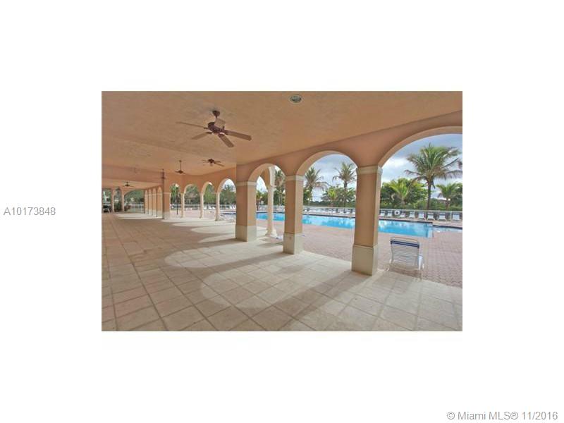 Nautica 164-36 B - Residential