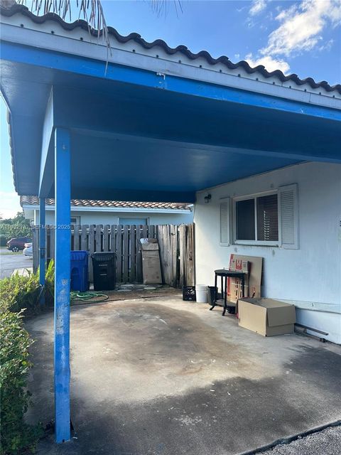 1611 NE 50th Ct Fort Lauderdale FL 33334