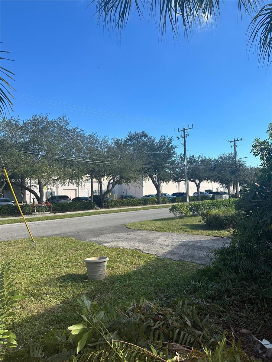 CORAL RIDGE ISLES - Residential Income