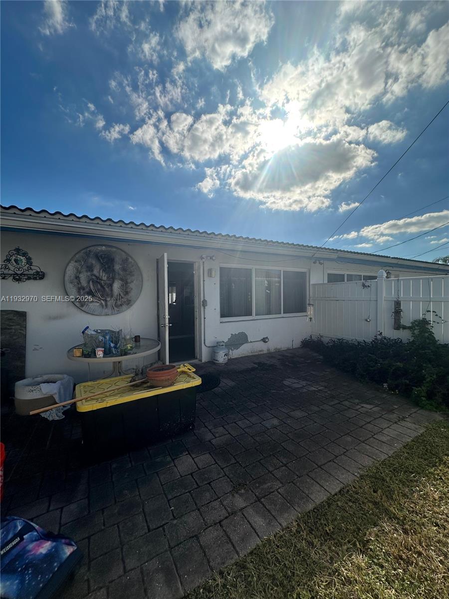 CORAL RIDGE ISLES - Residential Income