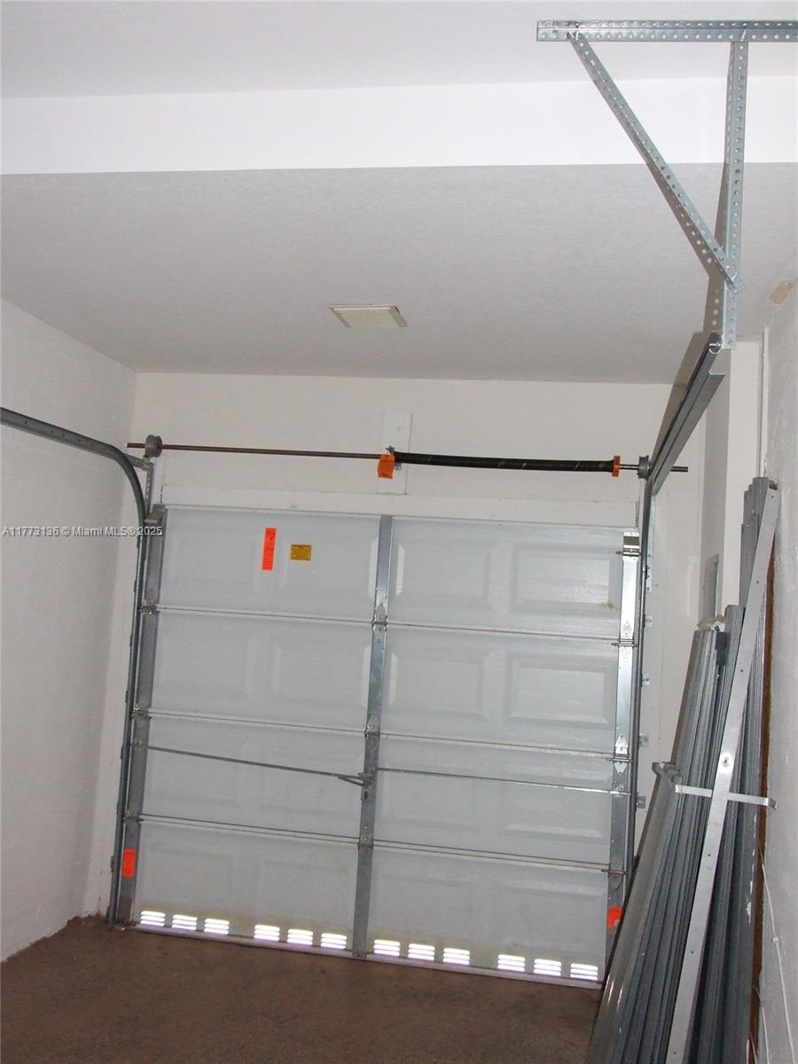 Escada Townvillas - Residential