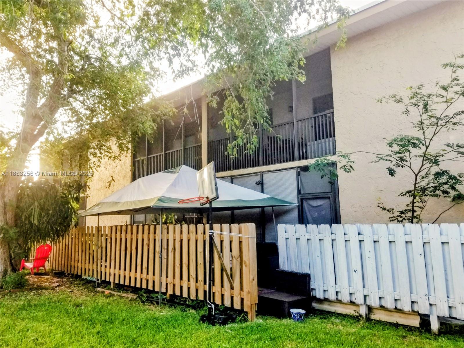 CUTLER CREEK VILLAGE COND - Residential