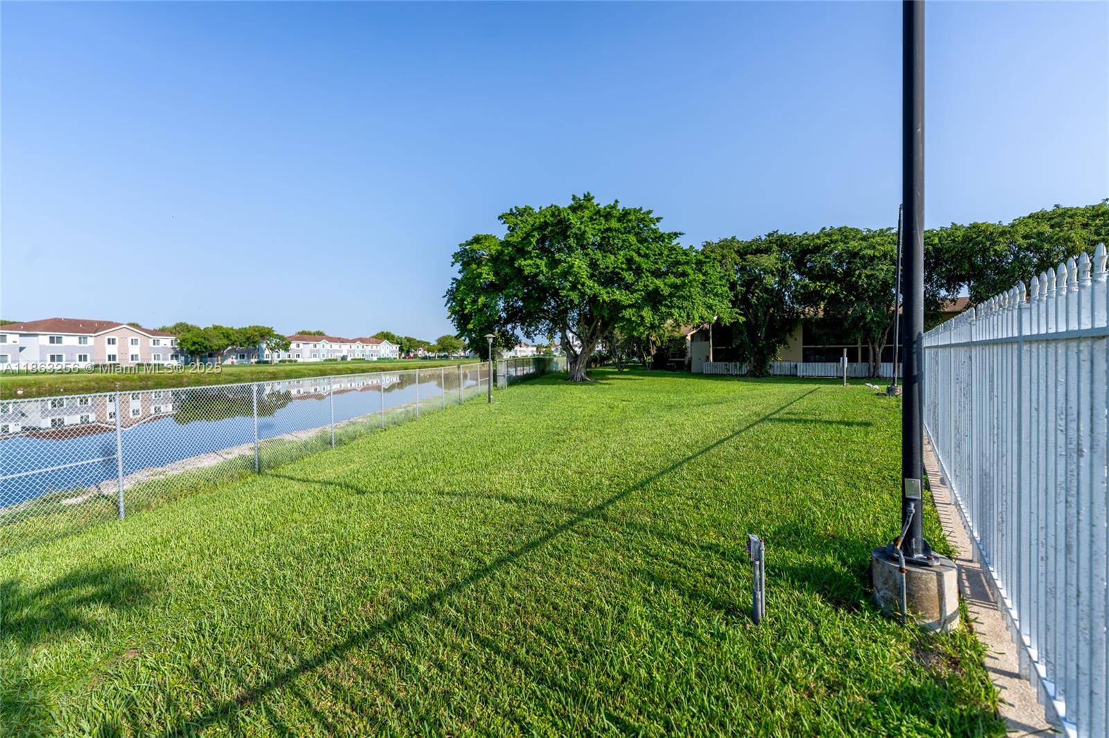 CUTLER CREEK VILLAGE COND - Residential