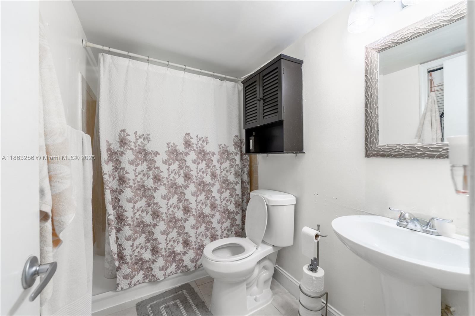 CUTLER CREEK VILLAGE COND - Residential