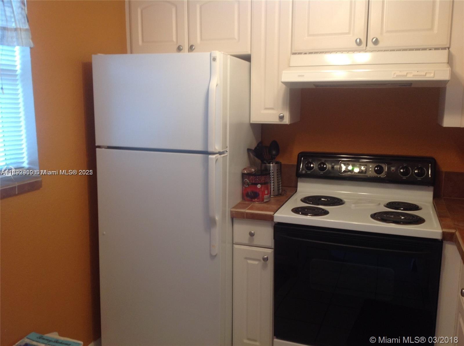 HAWAIIAN GARDENS - Residential