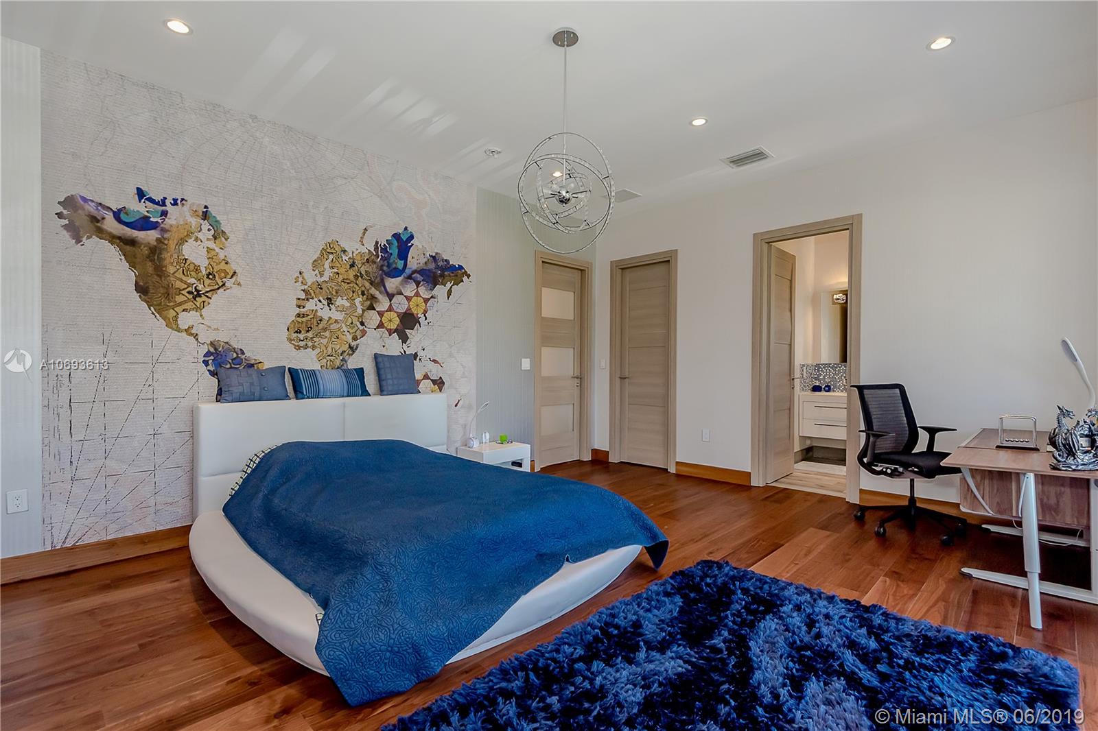 GOLDEN SHORES - Residential