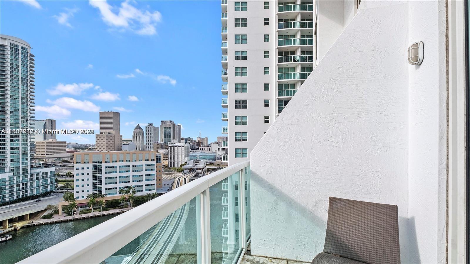 BRICKELL ON THE RIVER S T - Residential Lease