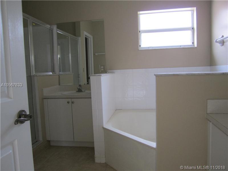 KEYS-GATE NO 1 - Residential Lease