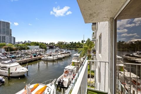 1720 NW N River Dr 308 Miami FL 33125