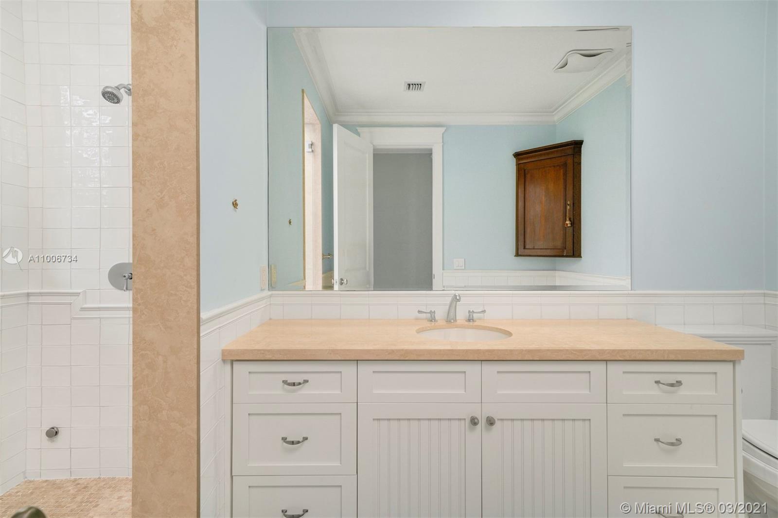 J H ESTS - Residential