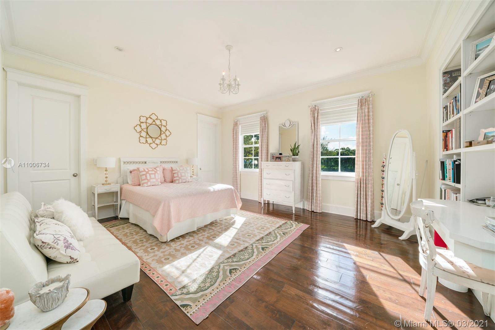 J H ESTS - Residential