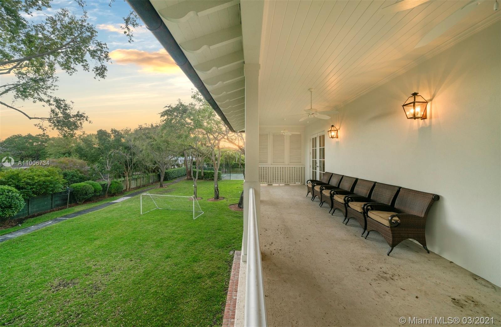 J H ESTS - Residential