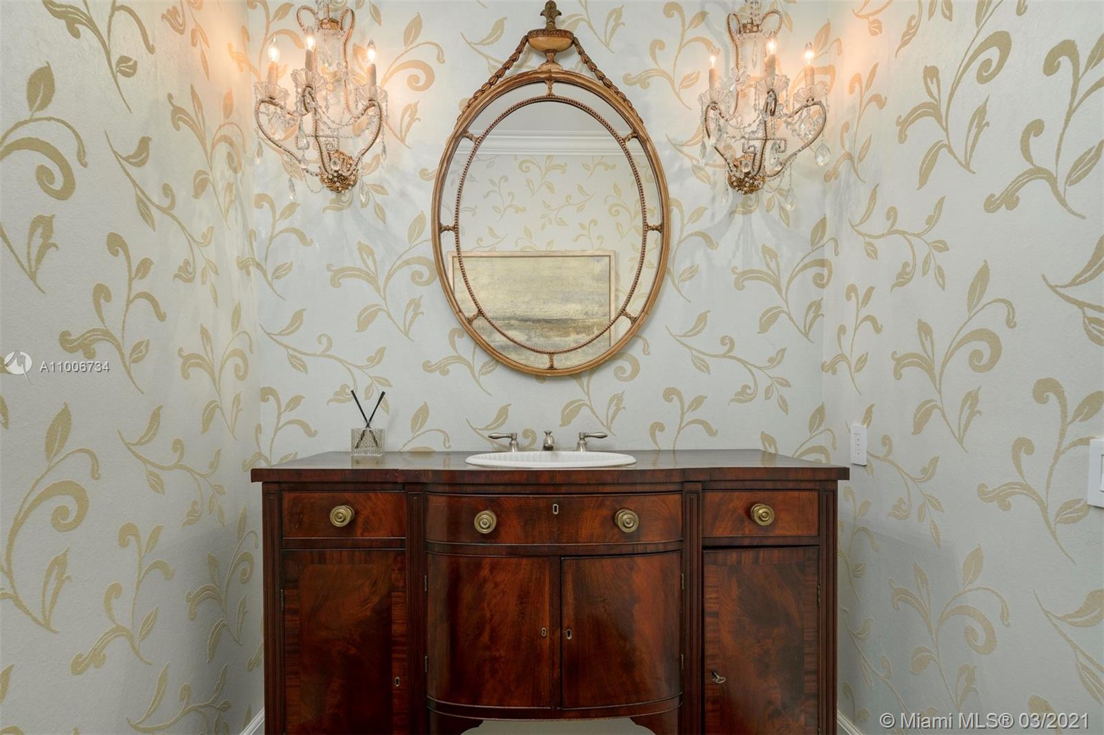 J H ESTS - Residential