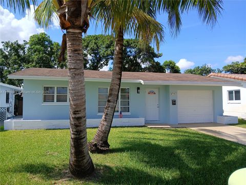 Photo of 4502 NW 46th St, Tamarac, FL 33319 (MLS # A11863967)