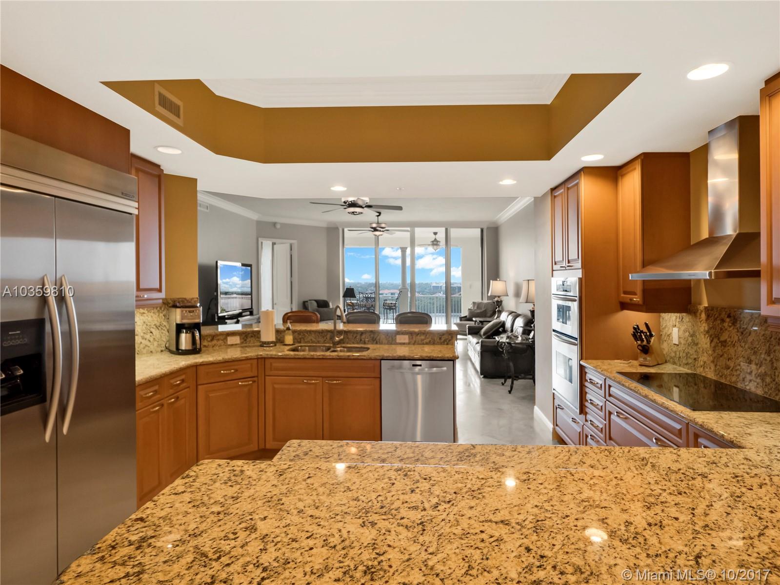 Jupiter Yacht Club - Residential