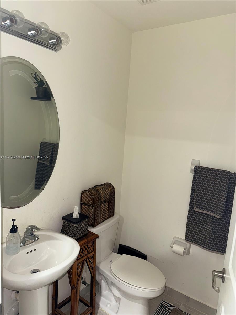 BARBADOS AT OASIS - Residential Lease
