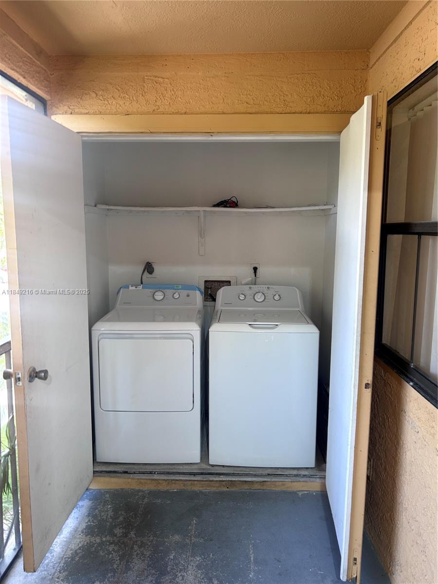 BISCAYNE BEACH CLUB CONDO - Residential