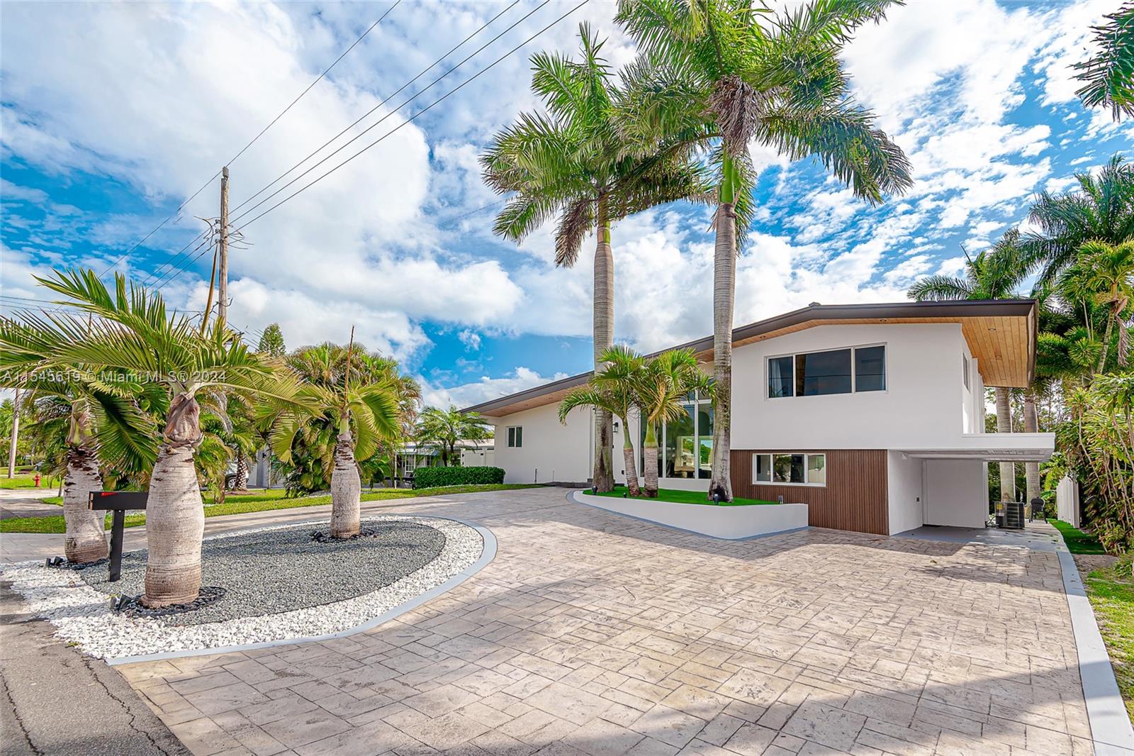 Property for Sale at 2436 Okeechobee Ln, Fort Lauderdale, Broward County, Florida - Bedrooms: 3 
Bathrooms: 2  - $1,595,000