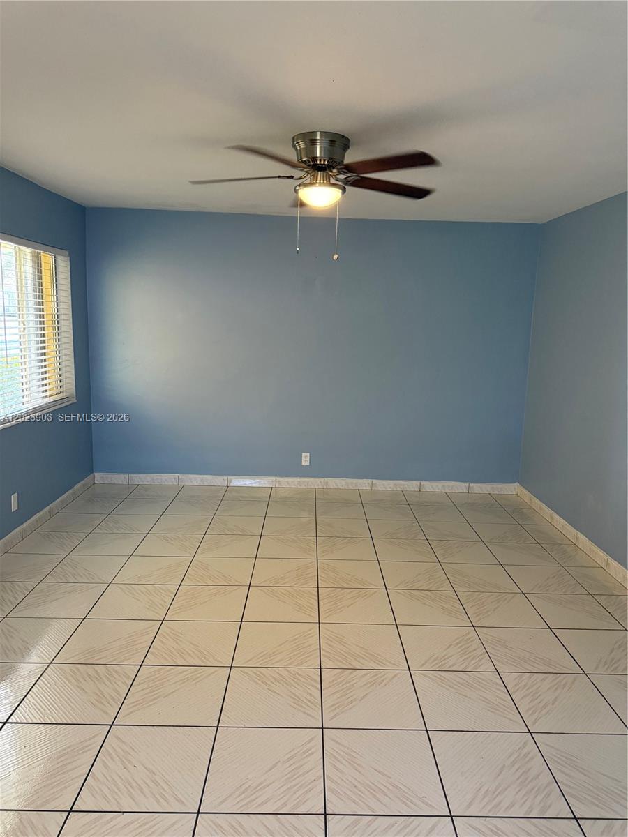 ESQUIRE APTS CO-OP - Residential Lease