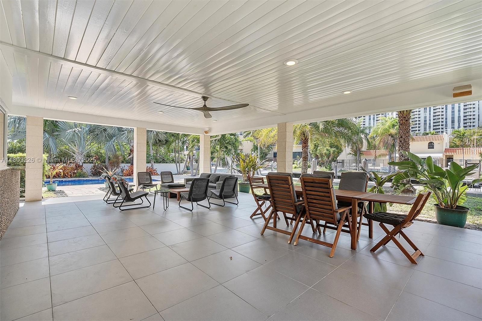 RIVER BAY PARK ADDN - Residential Lease