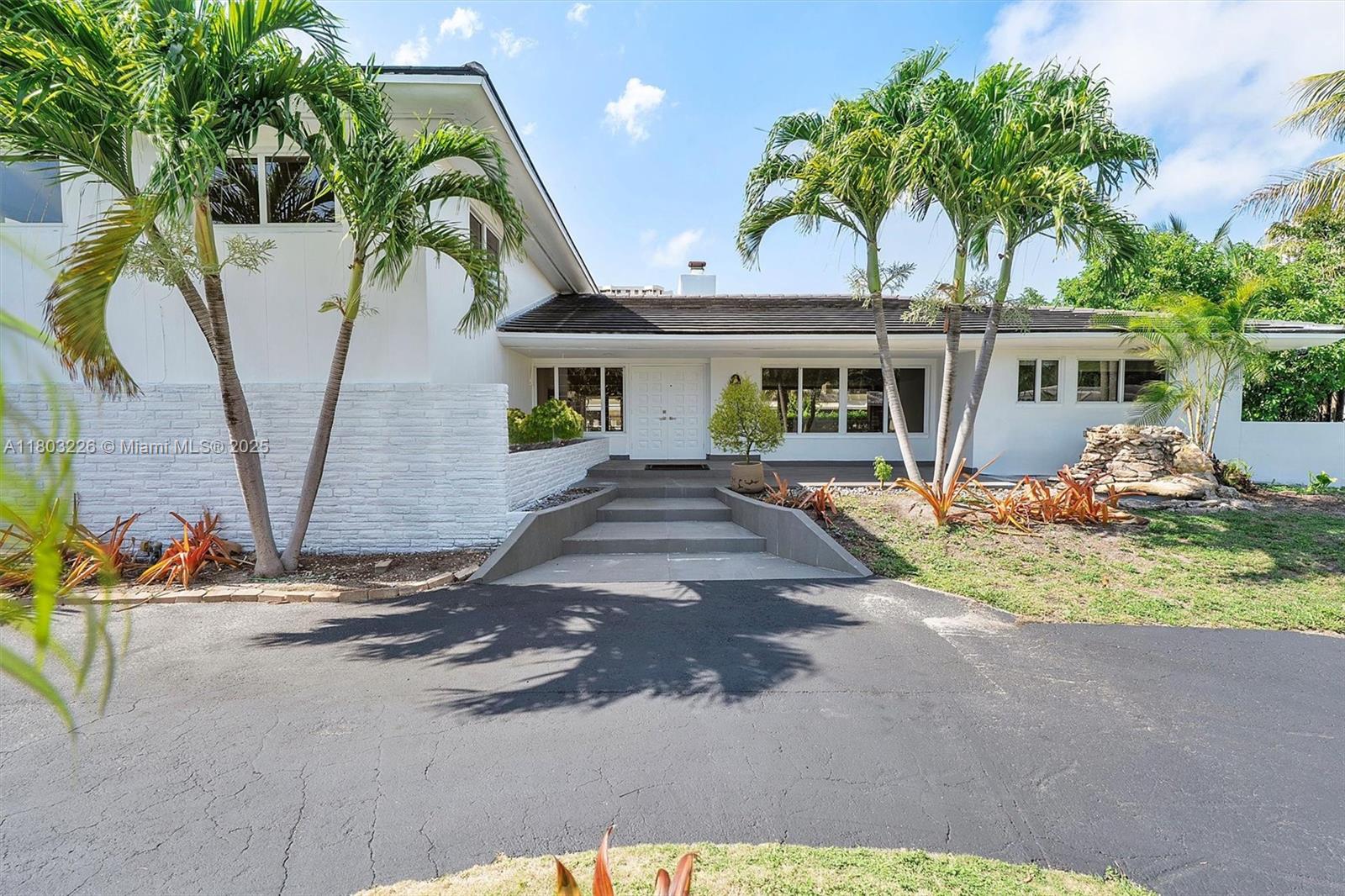 RIVER BAY PARK ADDN - Residential Lease