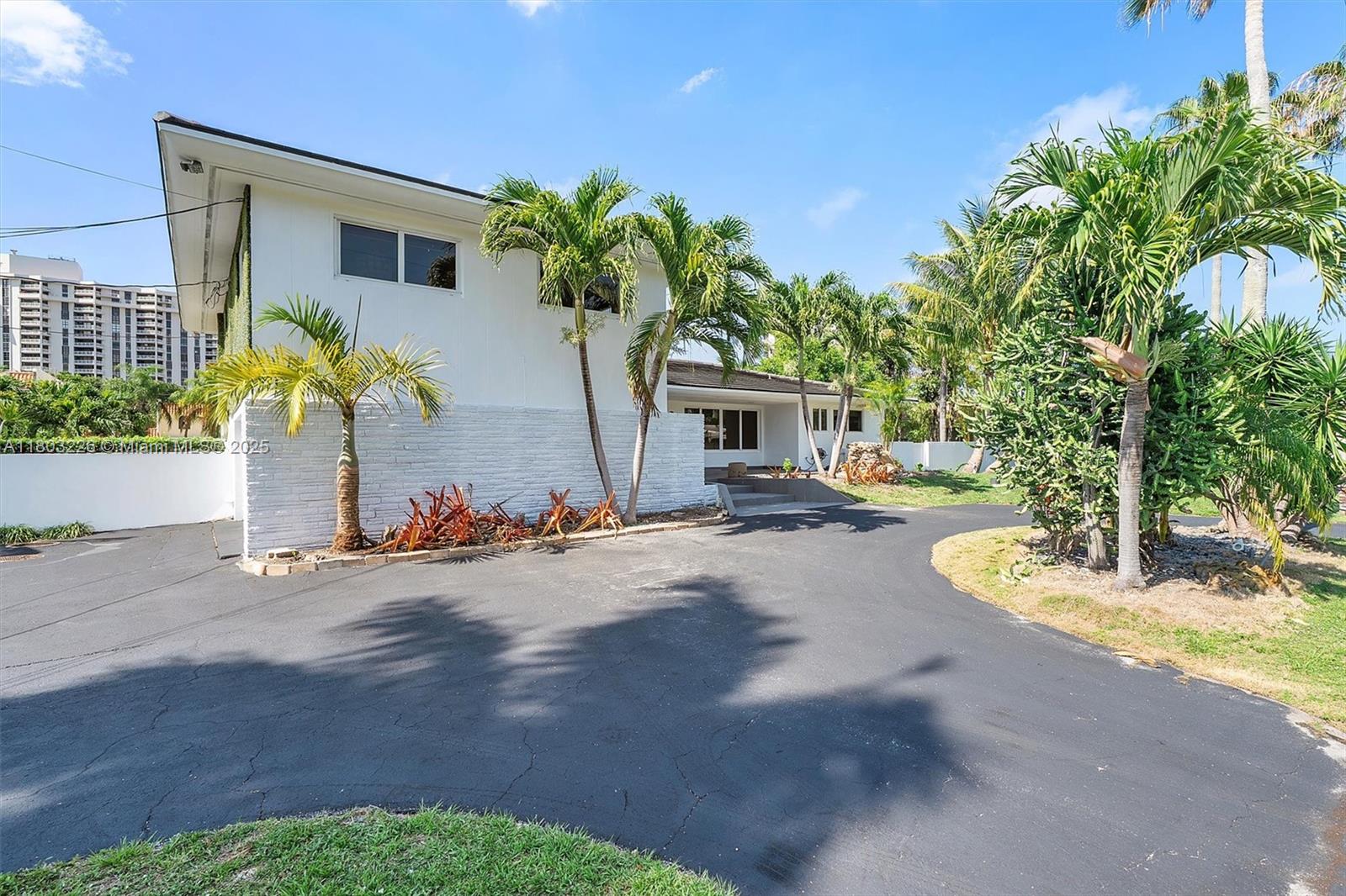 RIVER BAY PARK ADDN - Residential Lease