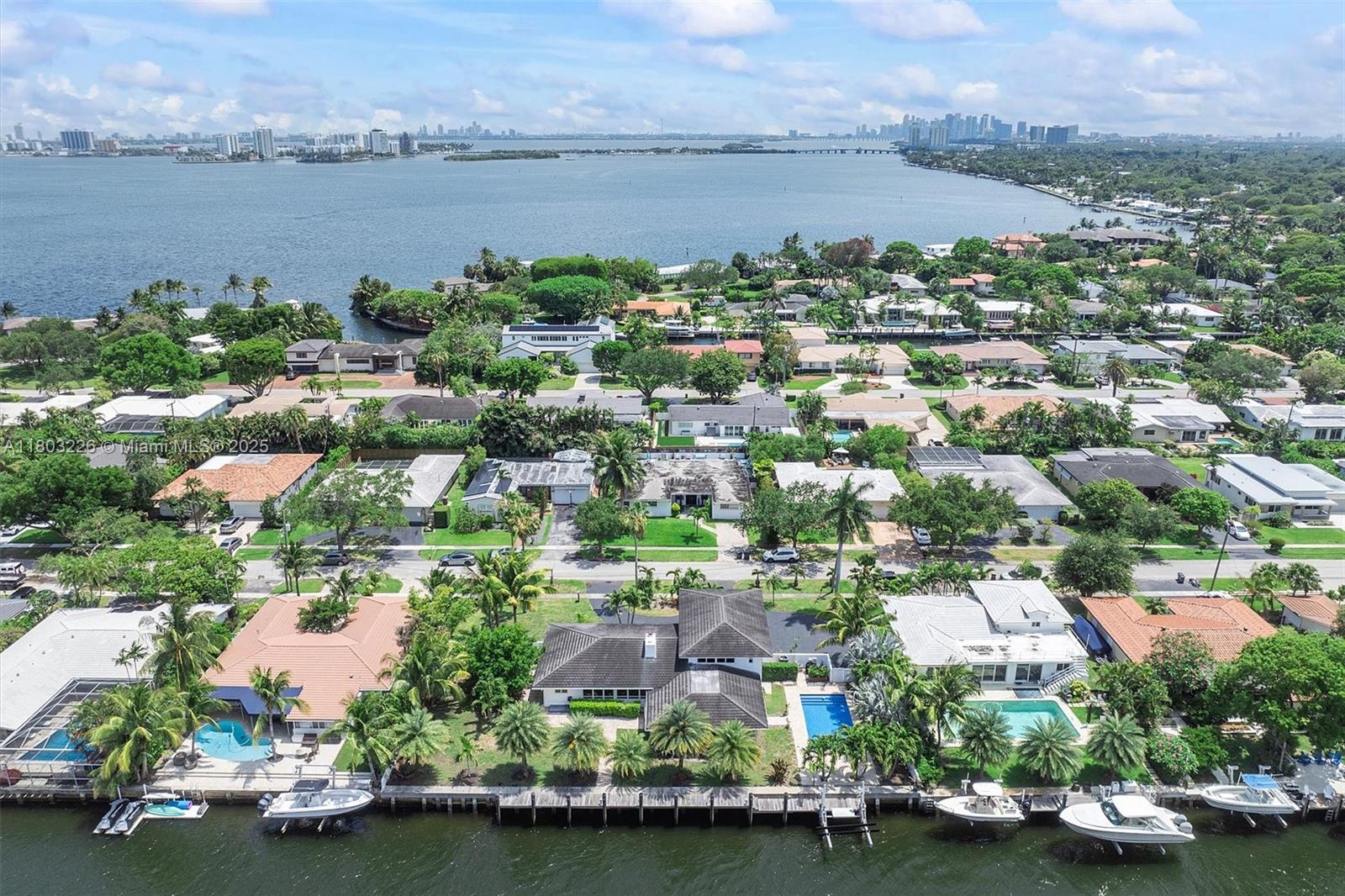 RIVER BAY PARK ADDN - Residential Lease