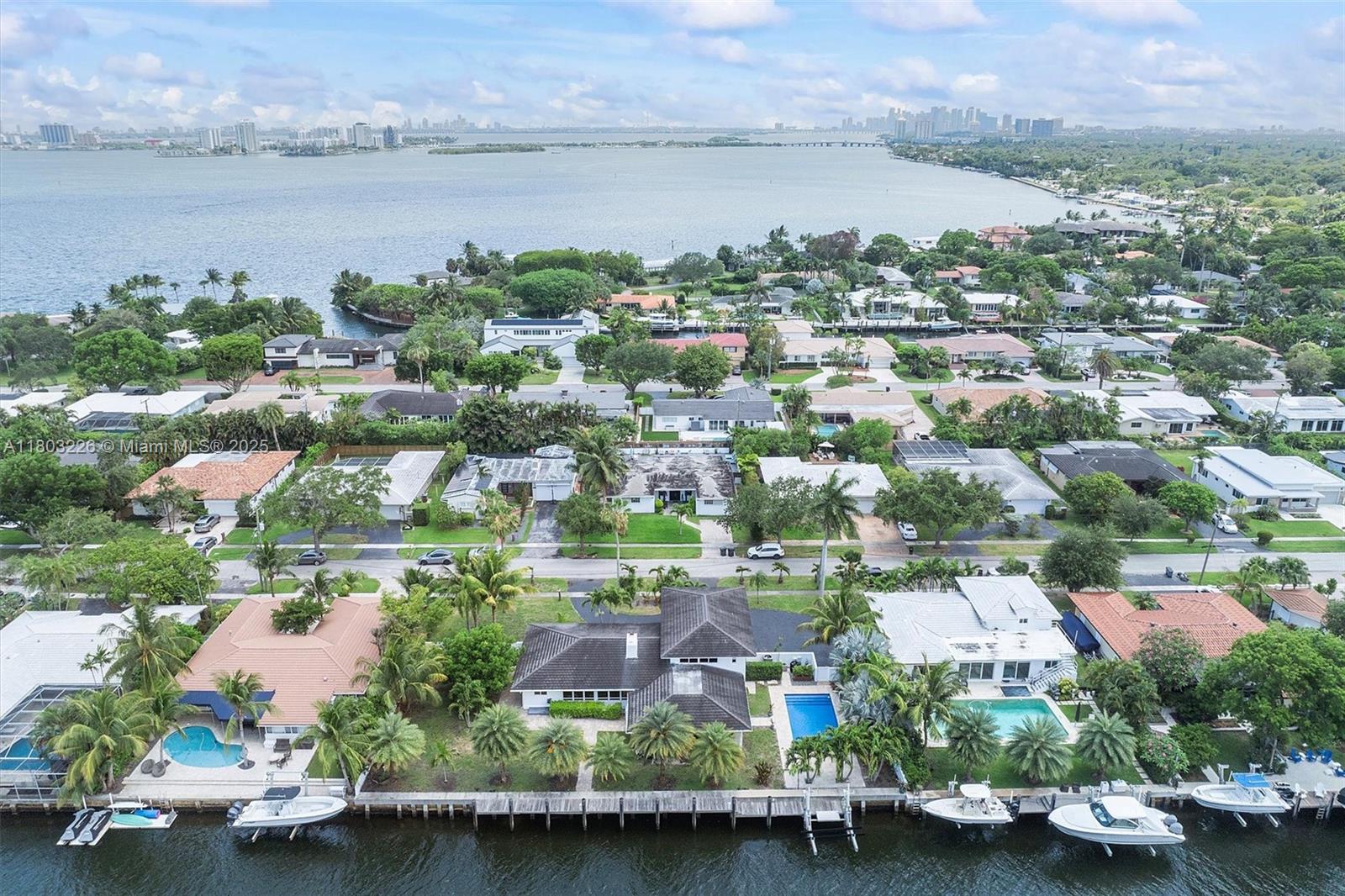 RIVER BAY PARK ADDN - Residential Lease