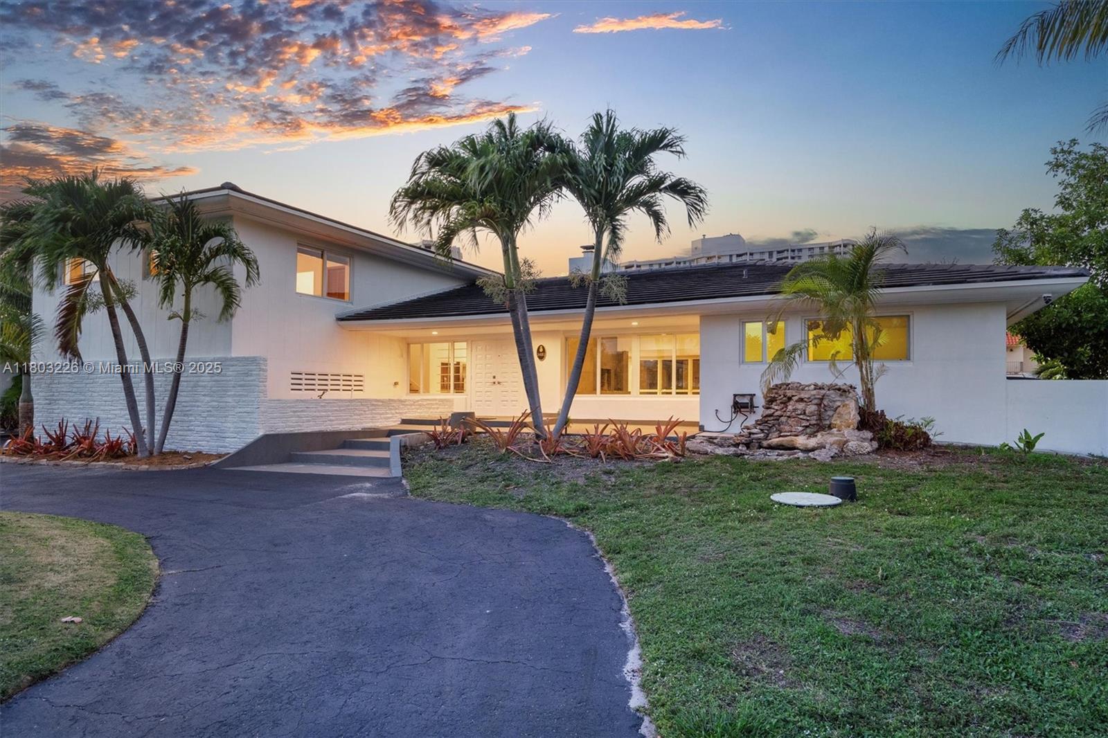 RIVER BAY PARK ADDN - Residential Lease