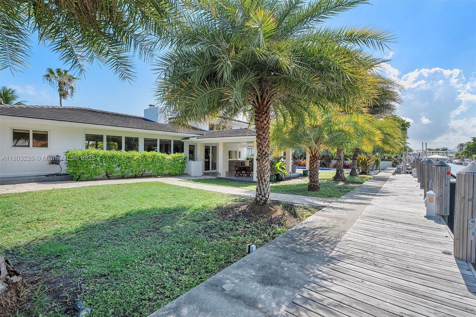 RIVER BAY PARK ADDN - Residential Lease