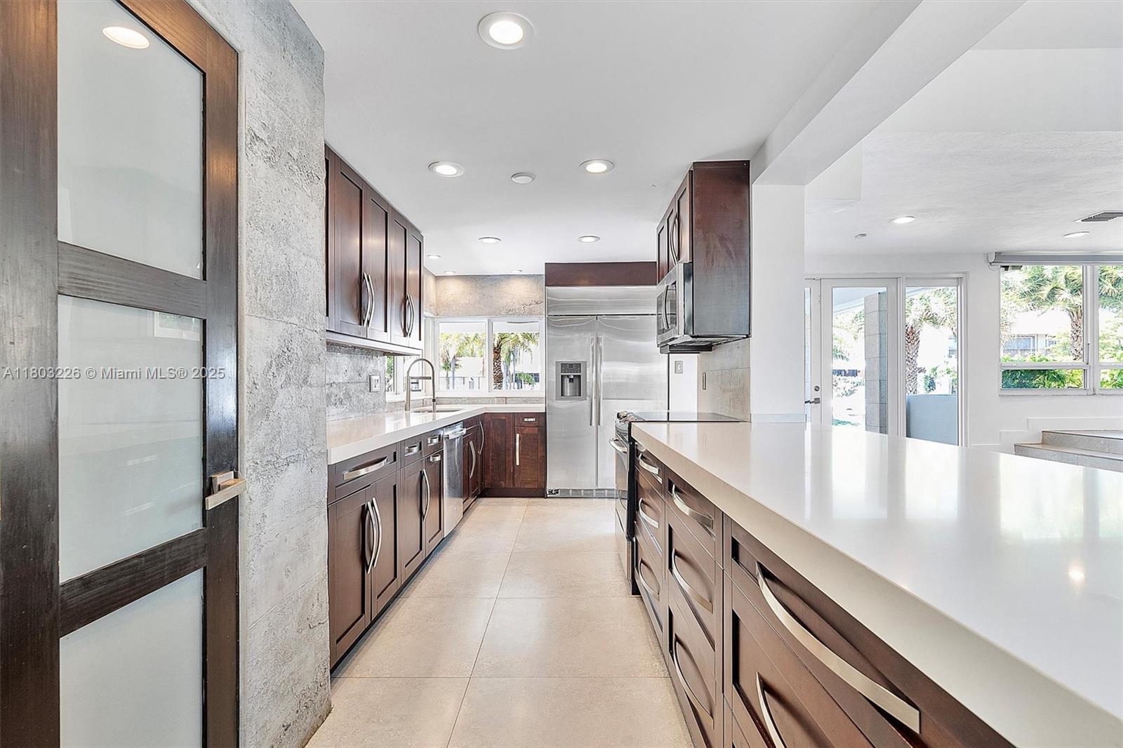 RIVER BAY PARK ADDN - Residential Lease