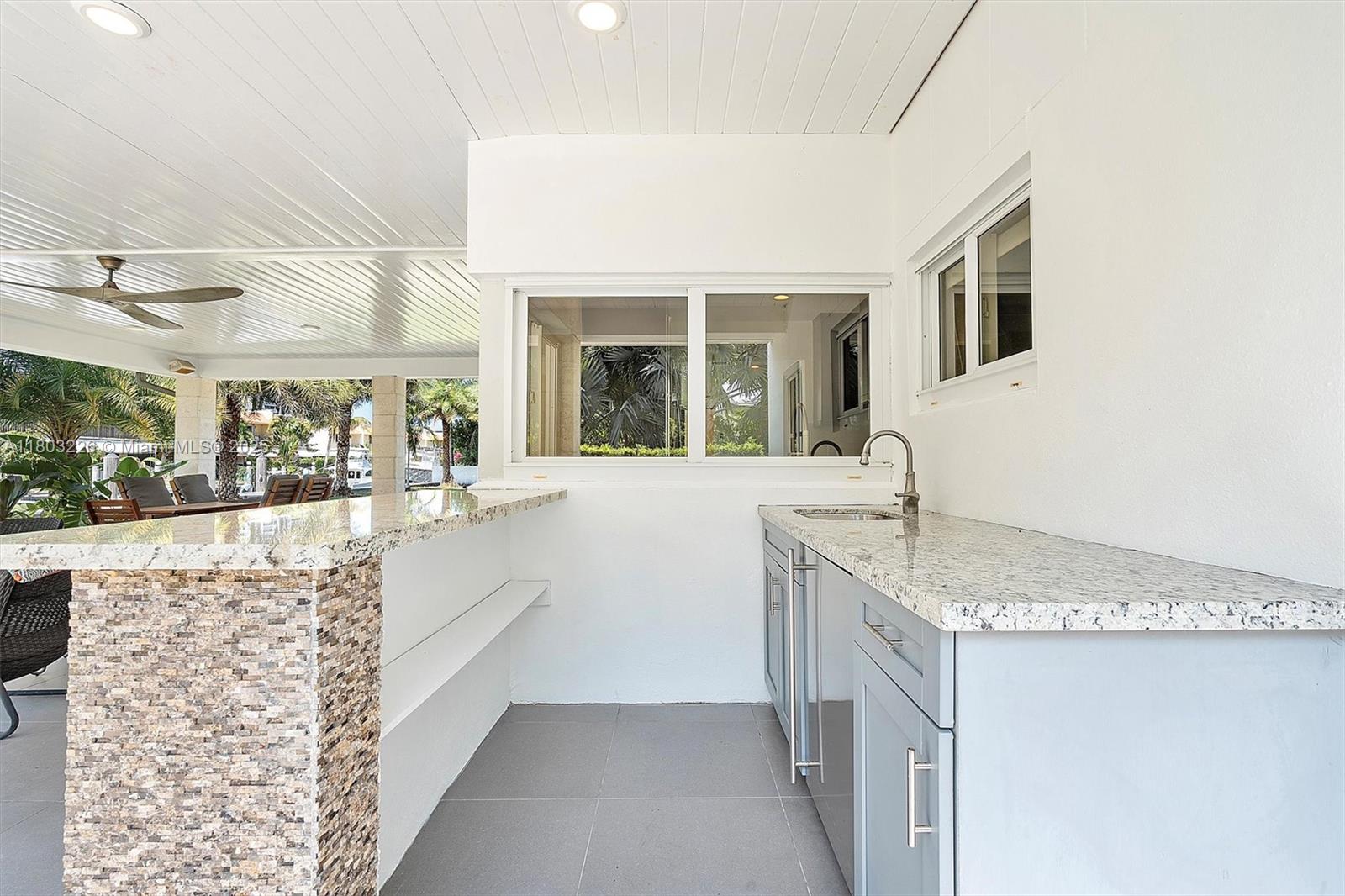 RIVER BAY PARK ADDN - Residential Lease