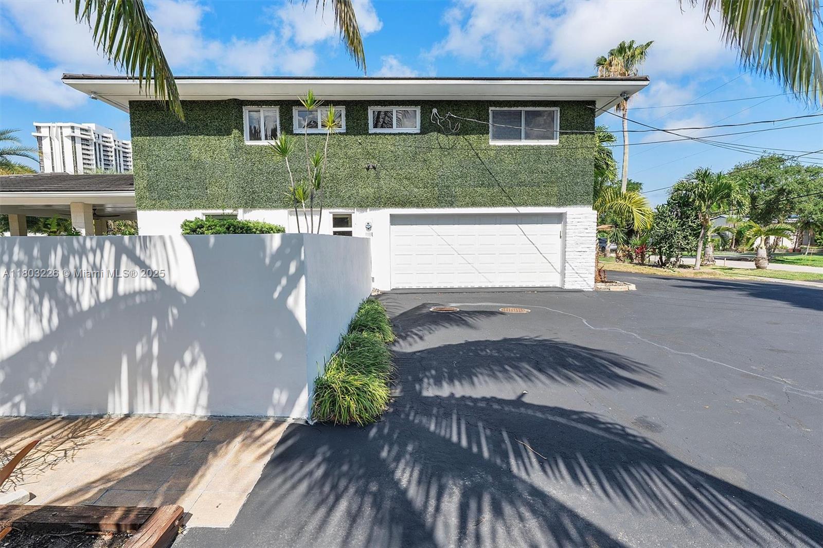 RIVER BAY PARK ADDN - Residential Lease