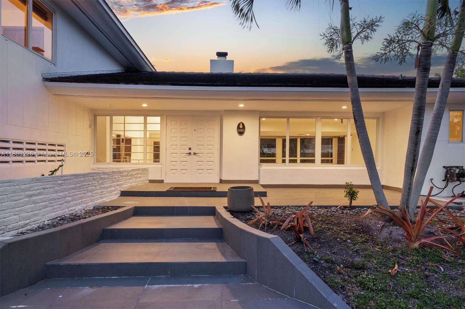 RIVER BAY PARK ADDN - Residential Lease