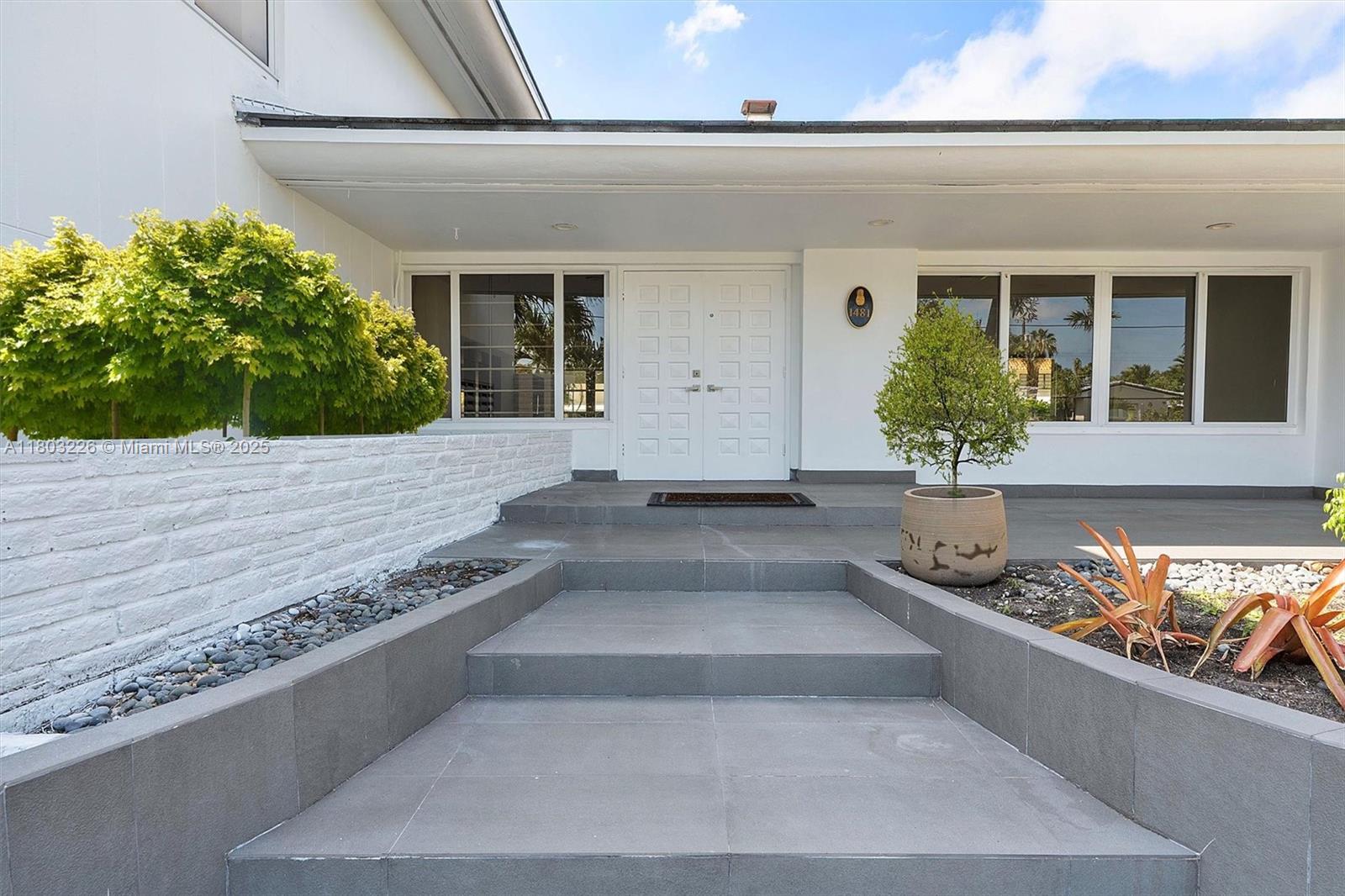 RIVER BAY PARK ADDN - Residential Lease