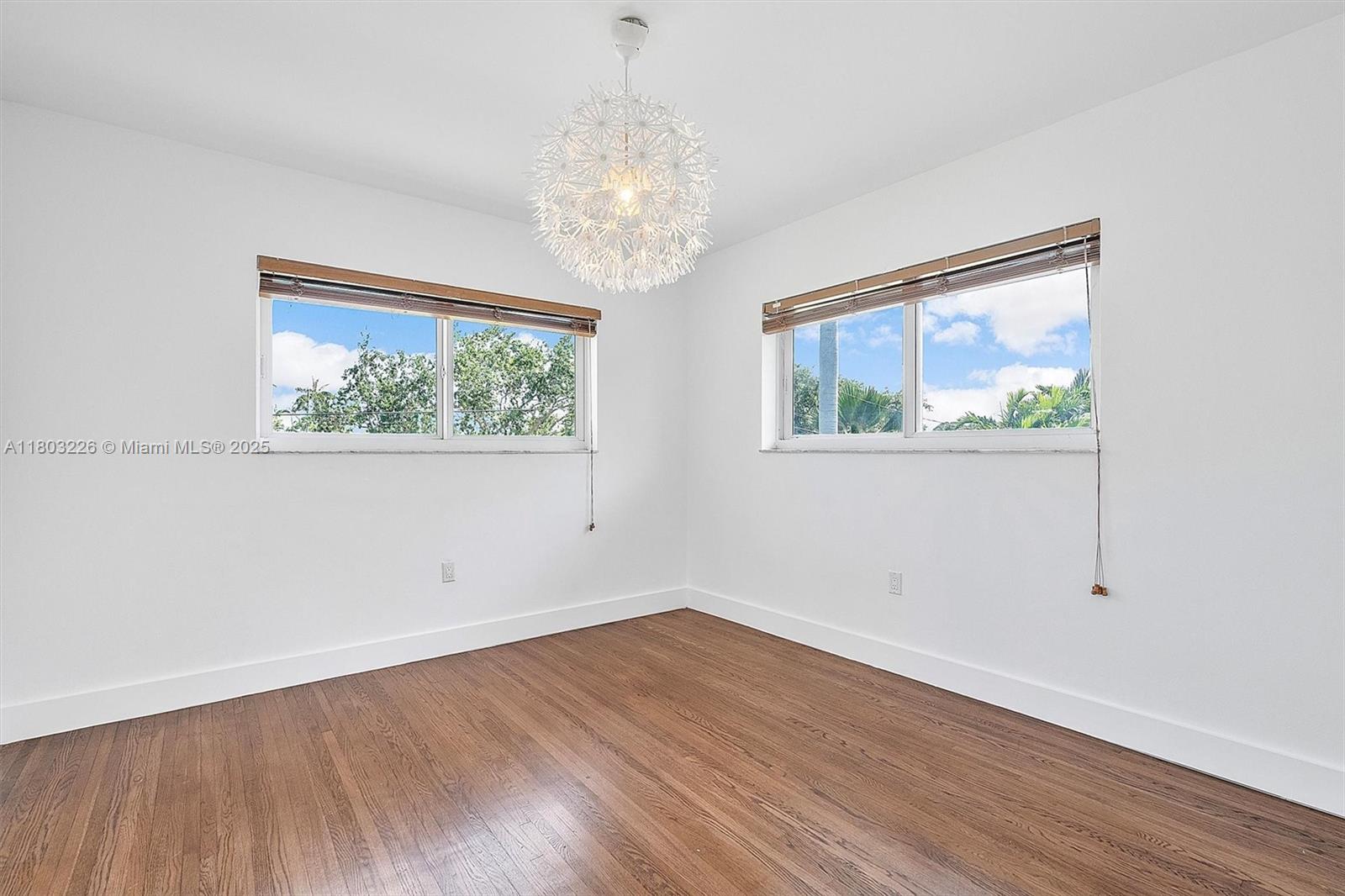 RIVER BAY PARK ADDN - Residential Lease