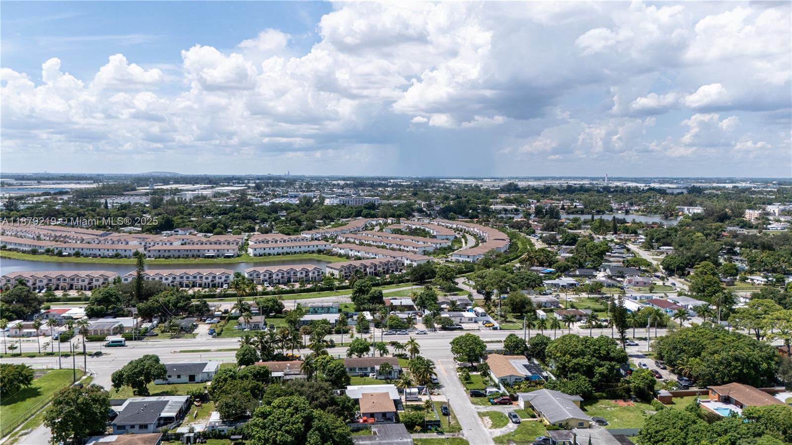 GOLF ESTATES - Residential