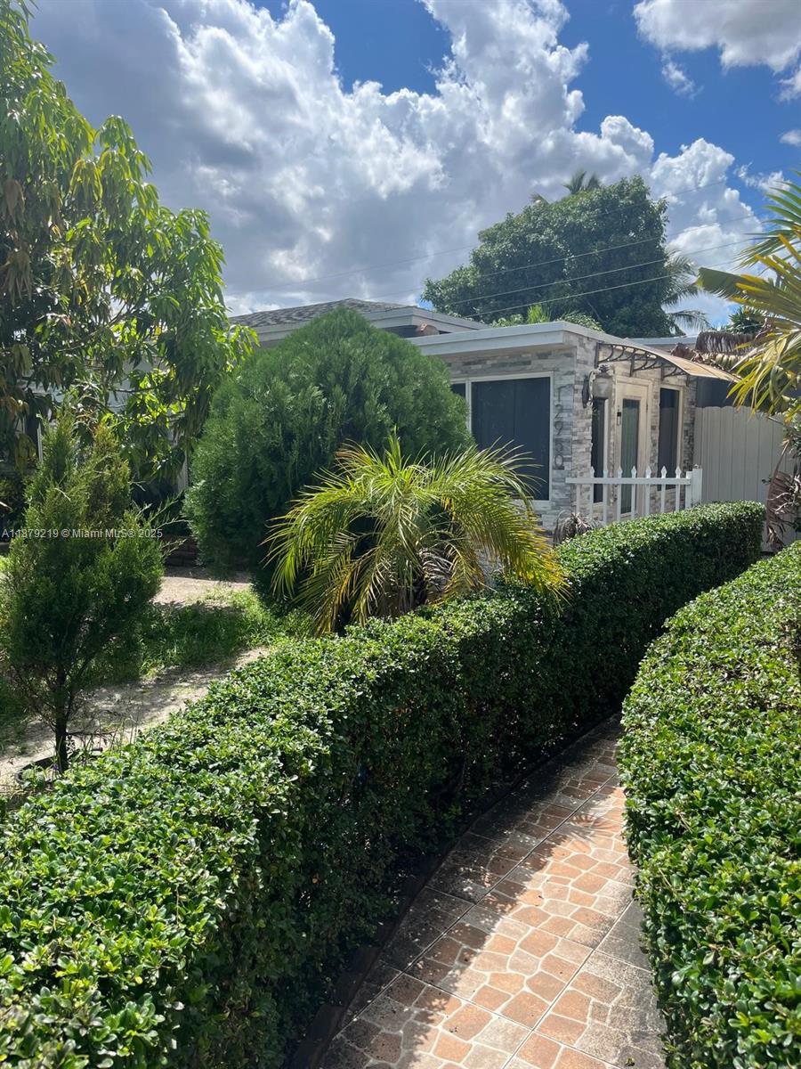 GOLF ESTATES - Residential