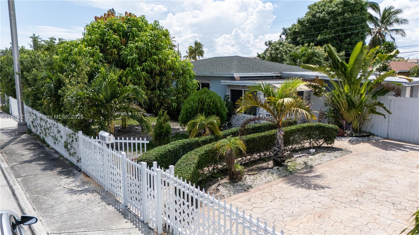 GOLF ESTATES - Residential